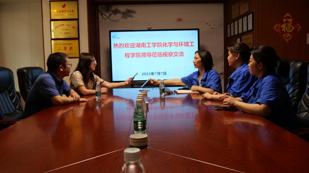 ee98345d51b6406fdc1dd78c09db690