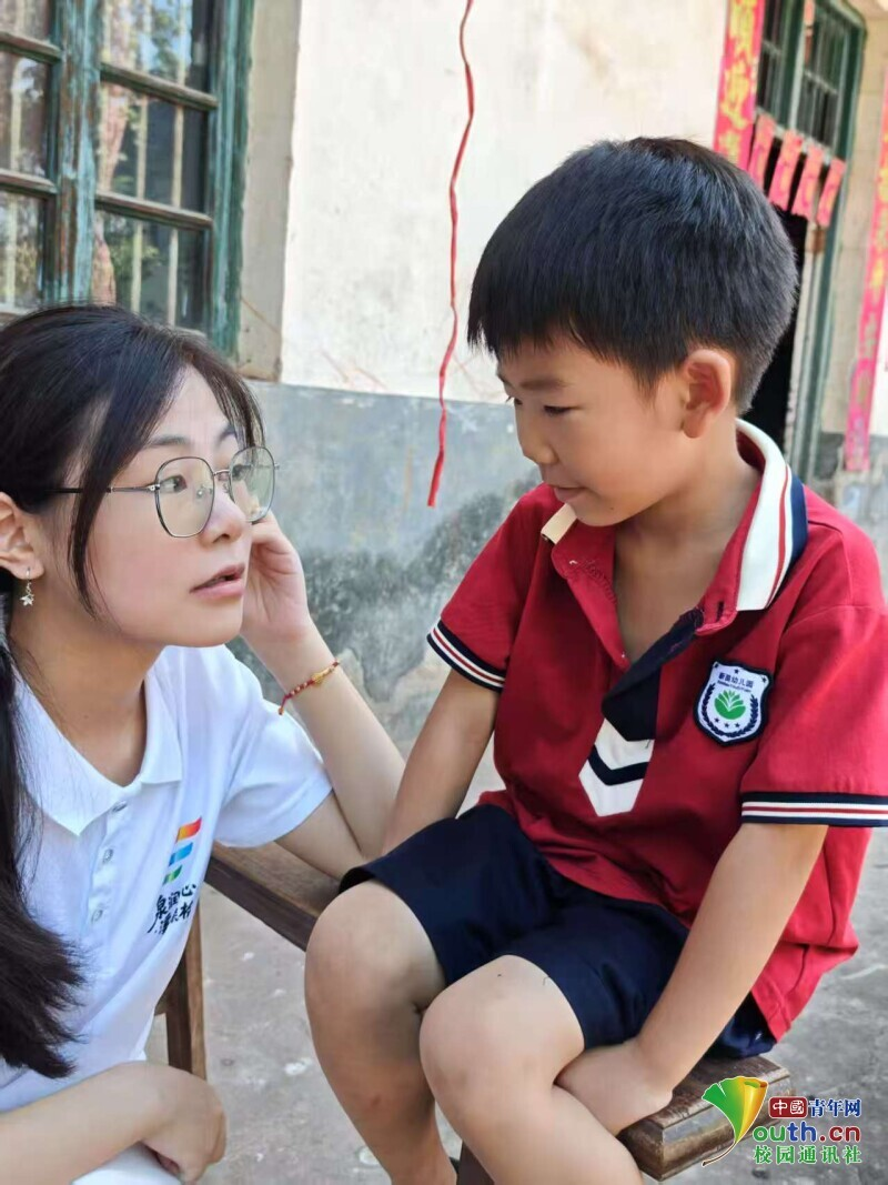 WilliamHill中文官方网站：深耕乡村“双龄”关怀，以青春之力绘就民生暖色